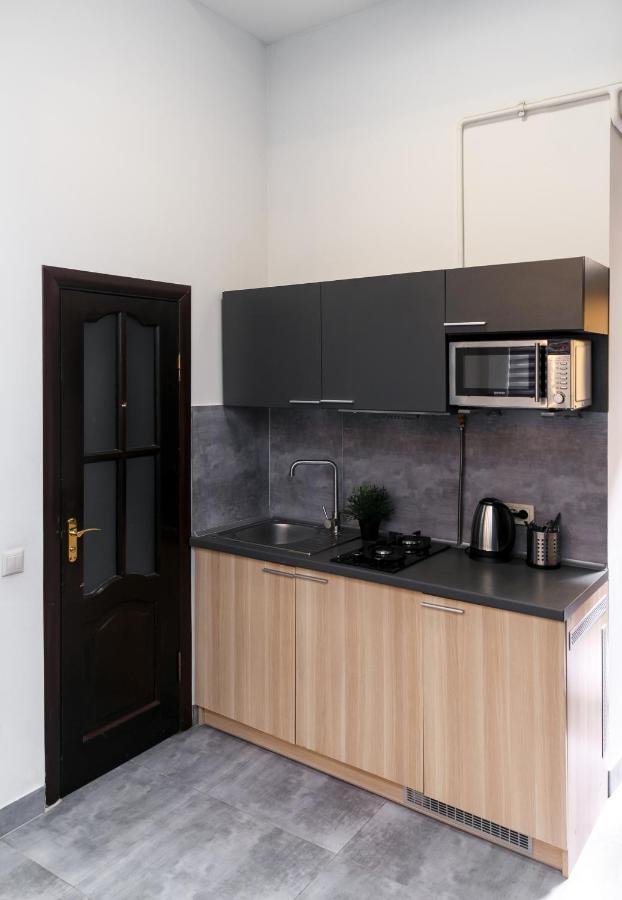 Main Square Apartment Good Stay In The City Center Lviv Ngoại thất bức ảnh
